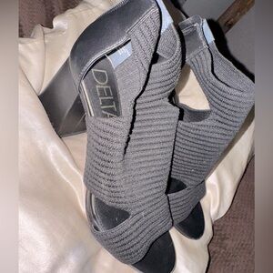 Deltan Black Women's Heels